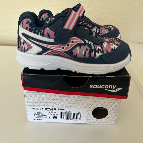 Saucony Ride 10 JR Navy Pink Camo Girls Sneakers Size 7W - Picture 2 of 9